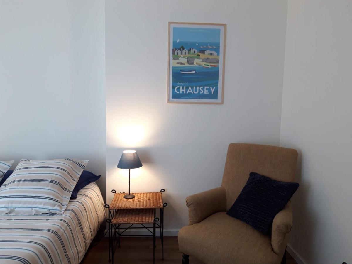 Agreables Chambres Independantes - Coutances Centre Экстерьер фото